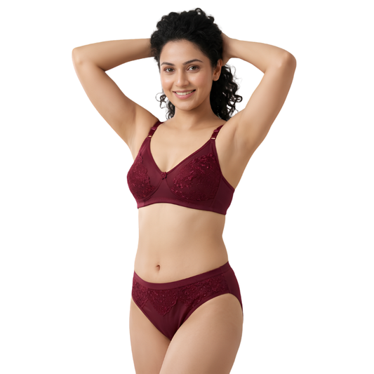 Women’s Lace Bra & Panty Set