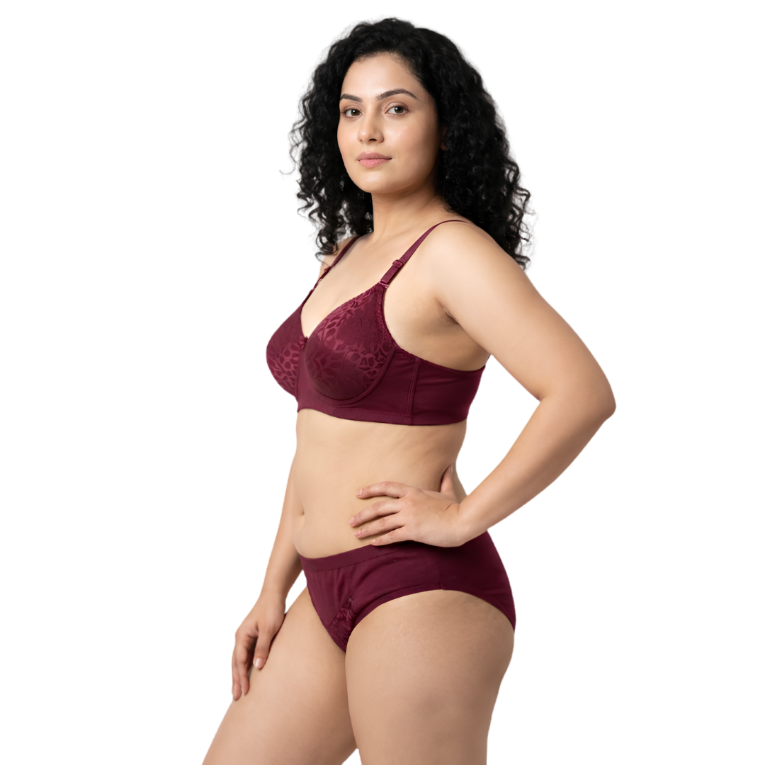 Women’s Lace Bra & Panty Set